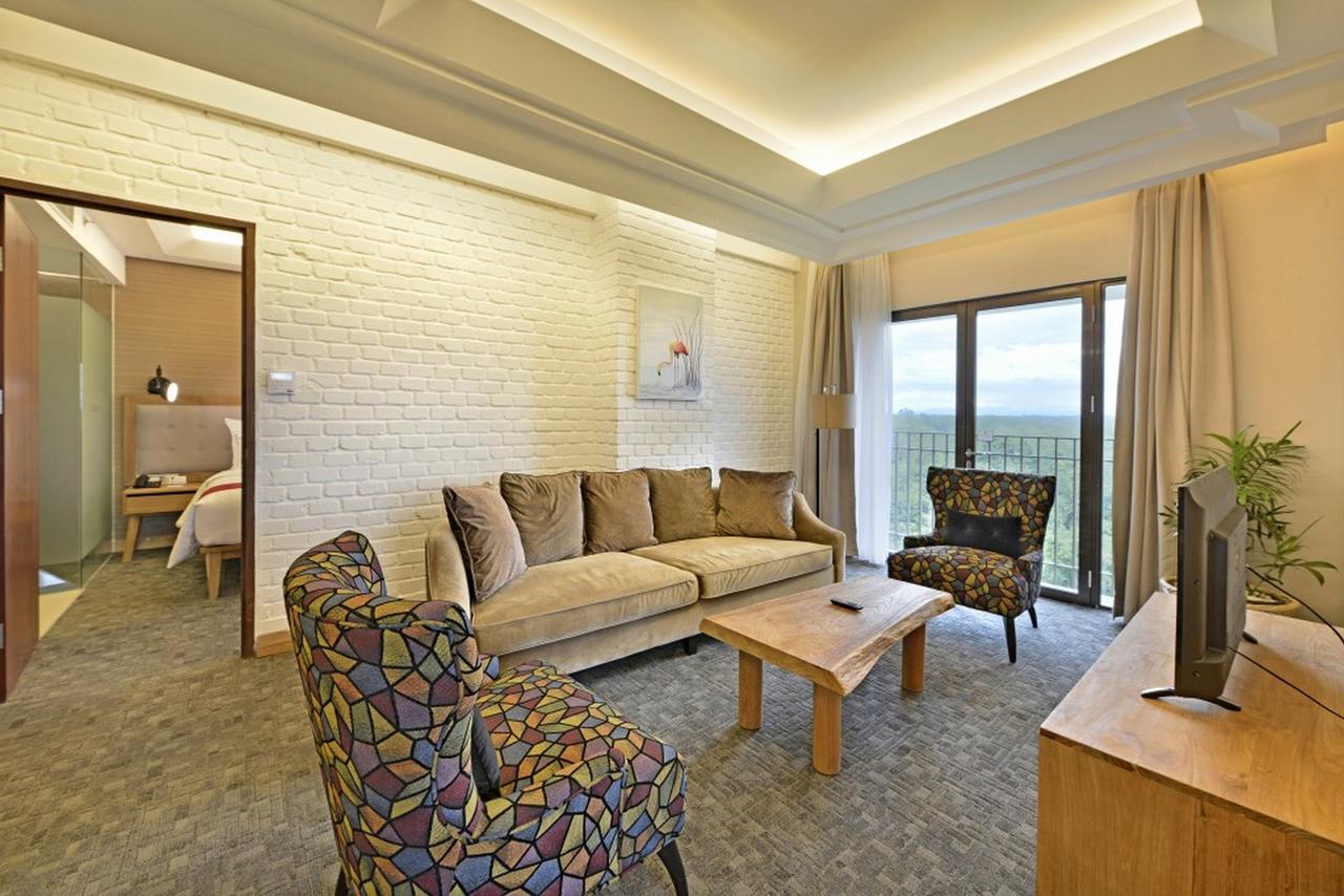 Famvida Hotel Lubuklinggau Quarto foto